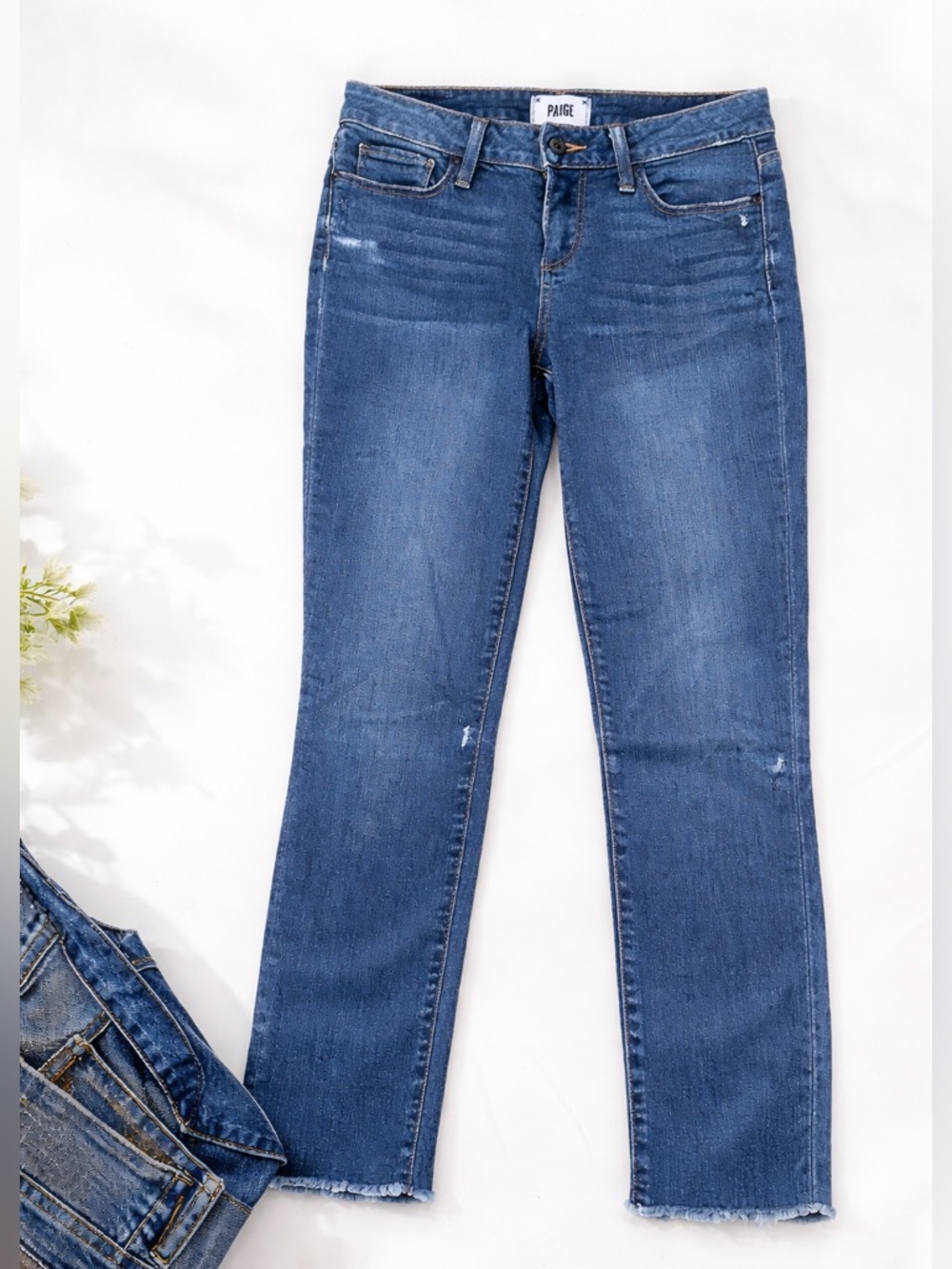 PAIGE Skyline Skinny Jeans Size 26 Distressed Raw Hem Mid Rise Stretch Denim